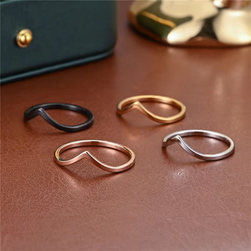 Anillo Minimalista Irregular e - Minimalist Ring Stackable reseña y precio