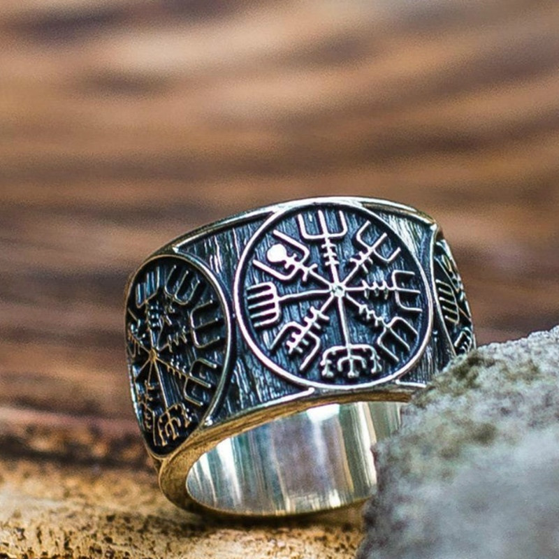 Anillos escandinavn con runas  - Mens Signet Ring reseña y precio